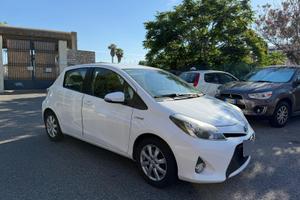 Yaris hibrid