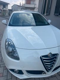 alfa romeo Giulietta 1.4 turbo benzina /gpl
