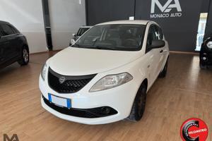 Lancia Ypsilon 1.0 FireFly Hybrid 70CV 2020