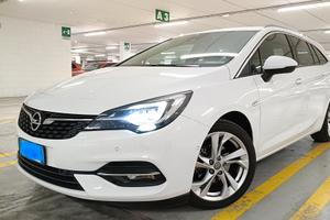 Opel Astra sw per  famiglia con bambini 