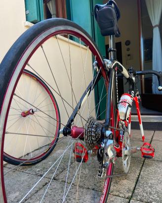 Bicicletta Colnago corsa