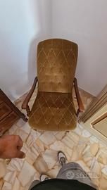 sedia a dondolo imbottita velluto verde