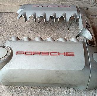 COPERTURA PLASTICA COPRIMOTORE PORSCHE CAYENNE