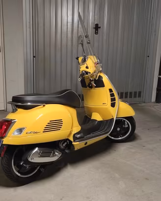 Vespa GTS 300 HPE Super