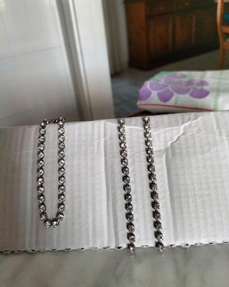 set di braccialetto e orecchini pendenti con stras