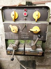 Saldatrice di Testa.