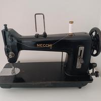 Necchi macchina da cucire anni '60