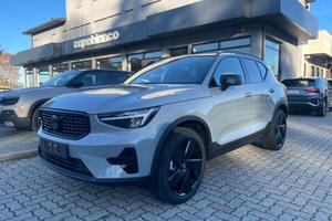 VOLVO XC40 B3 automatico BLACK EDITION KM0 PREZZ