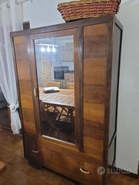 Armadio tenuto benissimo