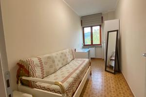 Stanza singola vicino ospedale san carlo