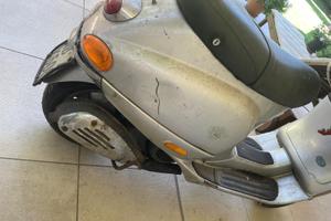 Vespa 125 da sistemare