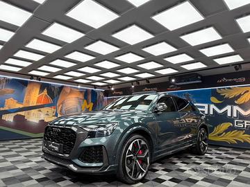 Audi Q8 RS TFSI V8 quattro tiptronic (762)