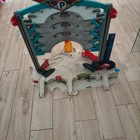 Garage Hot Wheels usato – funzionante – con parti 