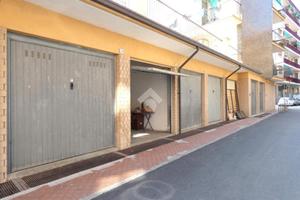 AUTORIMESSA A ACQUI TERME