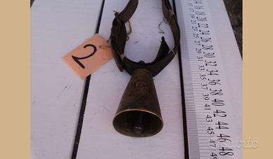 Canpanello depoca con collare riferimento 2