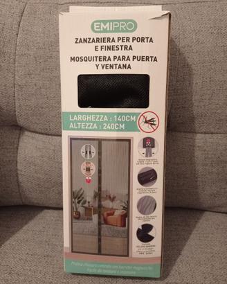 Zanzariera 140x240cm per porte e finestre