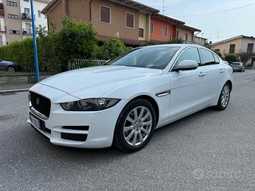 JAGUAR XE 2.0 D