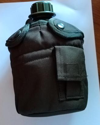 Borraccia  modello  militare 