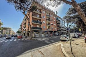 Attico / Mansarda di 200 m² con più di 5 locali a 