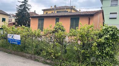 Felegara, casa con giardino