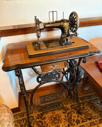 Macchina da cucire vintage