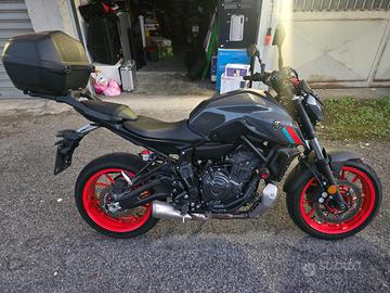 YAMAHA MT07