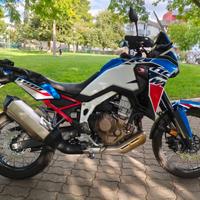 Africa Twin 1100 2023-Cambio Manuale-Garanzia 2029