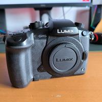 Lumix GH5