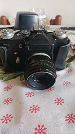 Macchina fotografica antica