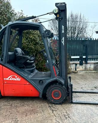 S107 Carello elevatore Linde H20