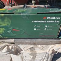 Attrezzi giardinaggio 