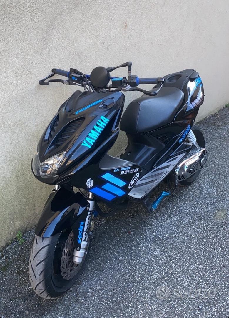 Moto Yamaha Aerox Yamaha 50 Prezzo Motorino Aerox 50 Usato Yamaha