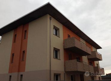Appartamento di 110 m² con 3 locali e box auto a F