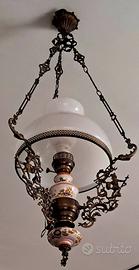 Lampadario  in ottone e paralume in vetro 