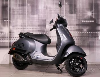 Vespa 300 gts 2017 solo pezzi di ricambio e motore