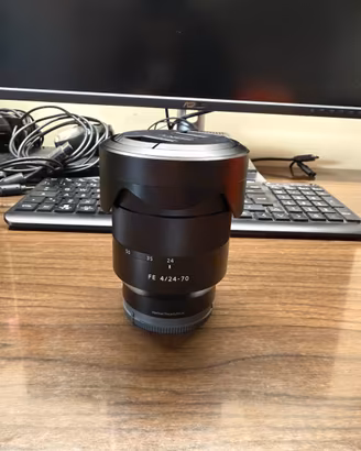Obiettivo 24-70 Zeiss