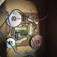 Acoustic Research AR16 crossover e mobili