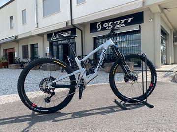 Santa Cruz Megatower 2 90 carbonio