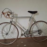 Vecchie biciclette da corsa