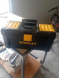 cassetta Stanley piccola 