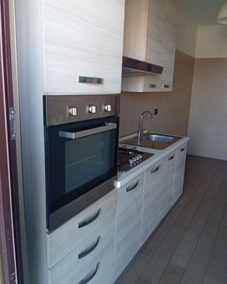 Cucina semi nuova