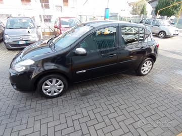 Renault Clio 1.2 16V 5 porte Dynamique