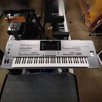 Yamaha Tyros 5 76.