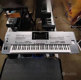 Yamaha Tyros 5 76.