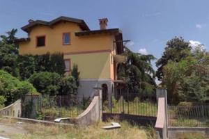 Immobile in asta di 453 m² con più di 5 locali e b