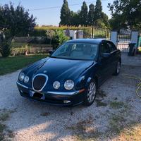 A disposizione per matrimoni e cerimonie