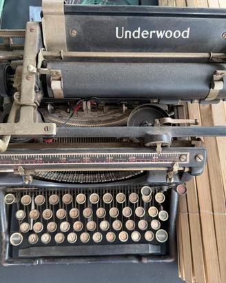 Macchina da scrivere “Underwood”