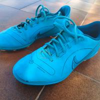 Scarpe da calcio Nike misura 38