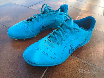 Scarpe da calcio Nike misura 38