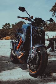 Ktm 1290 superduke R